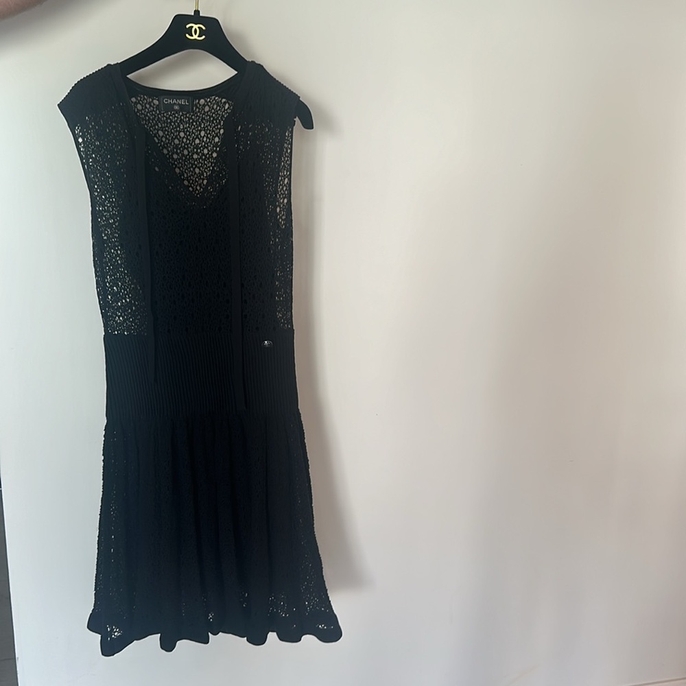 Chanel dress - Picture 2 of 7